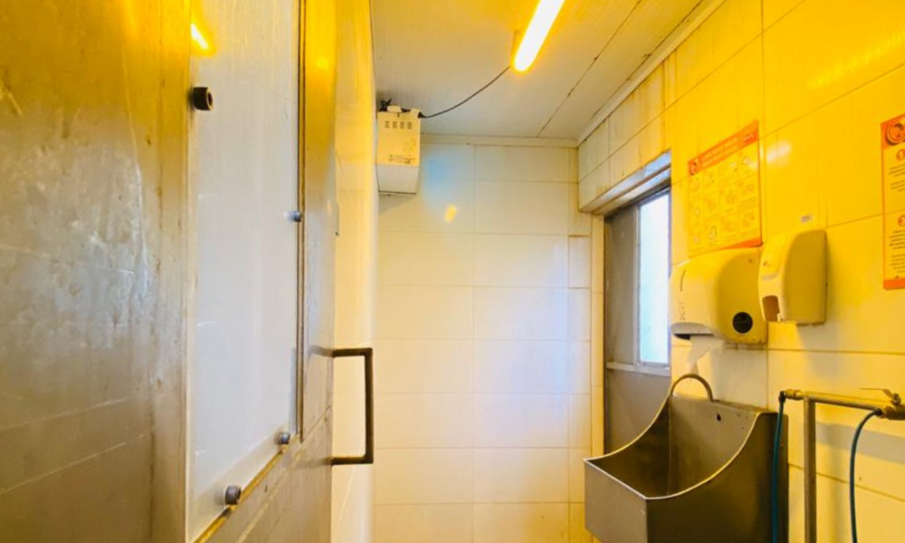 Iluminação LED hermética: higiene e segurança na indústria alimentícia